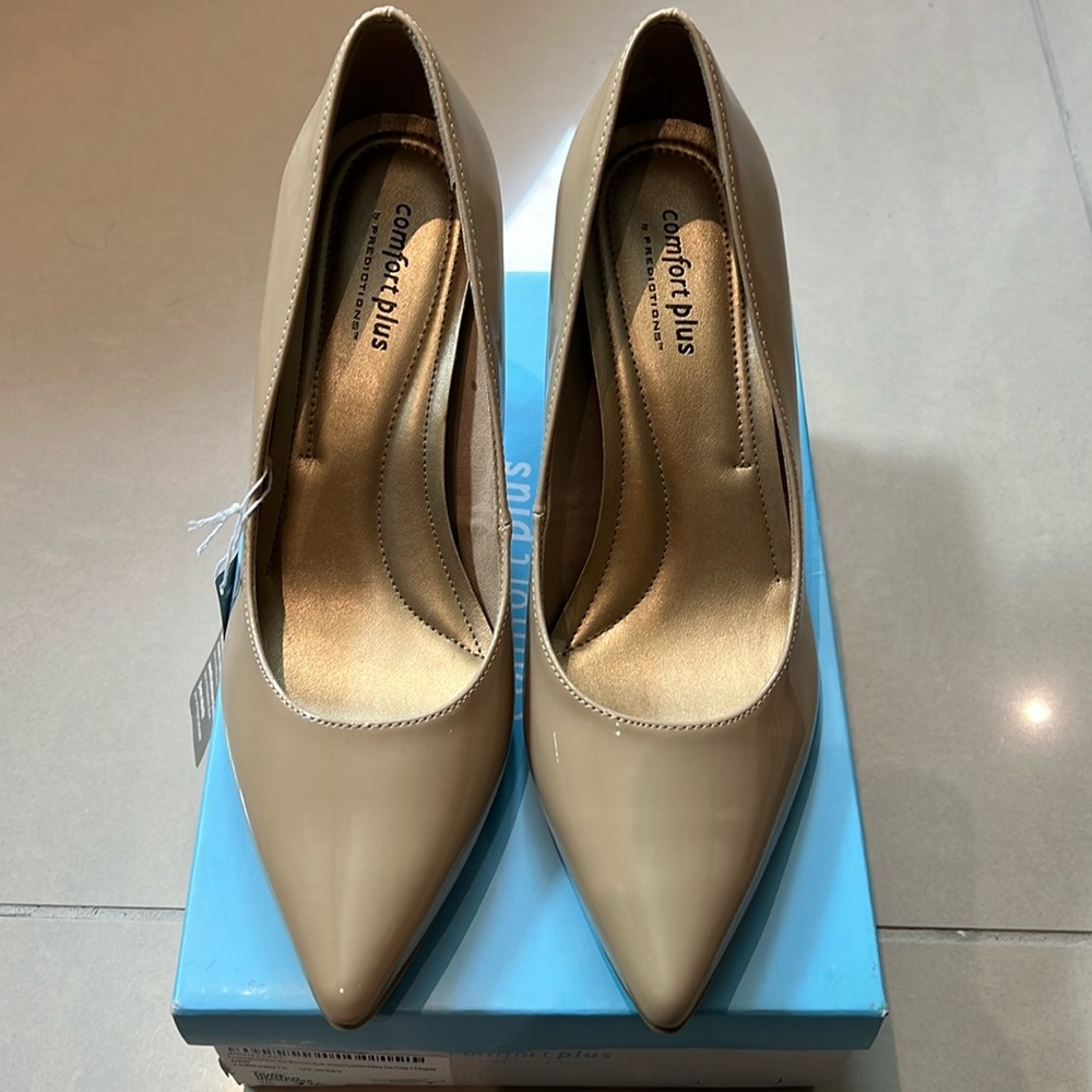 Comfort Plus Tan Pumps.